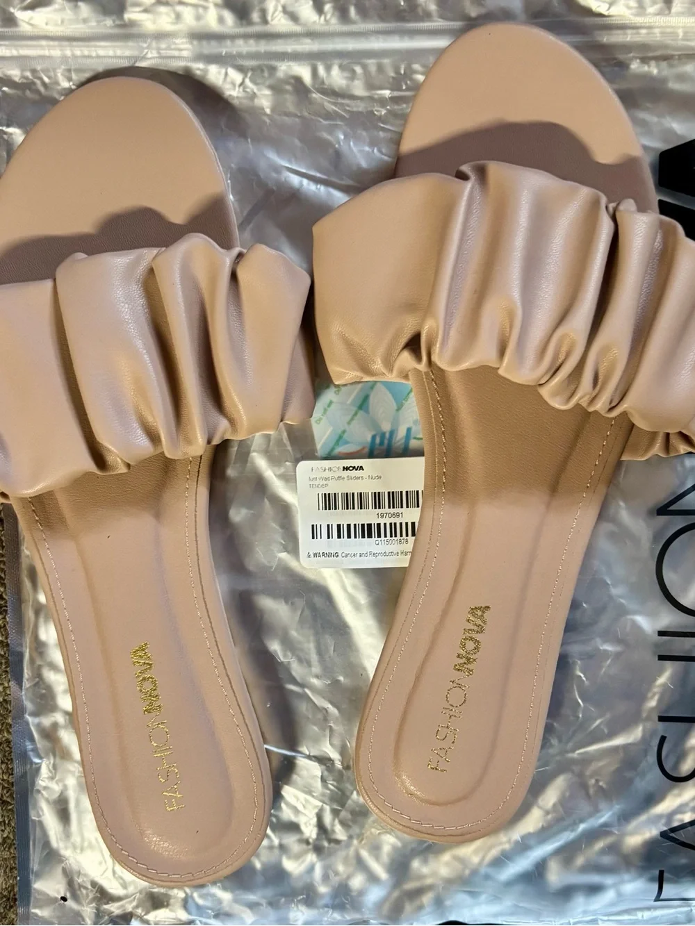 Fashion Nova Ruched Slide Sandals - Nude Blush